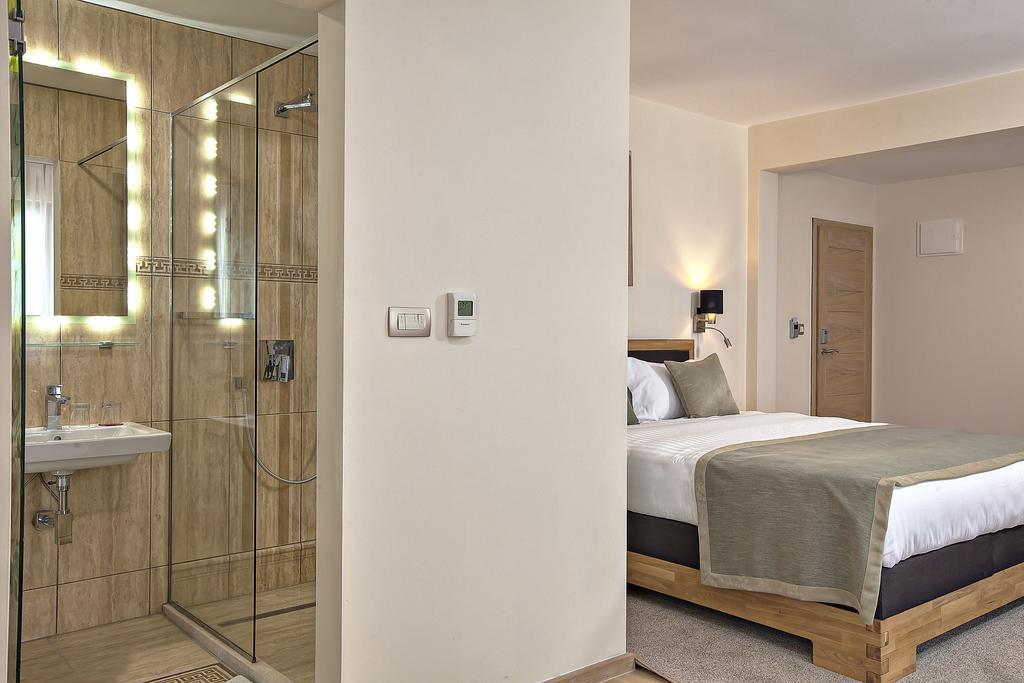 Hotel Aziza Сараево Экстерьер фото